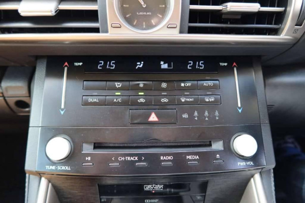 Used 2013 AT lexus is null Image[35]