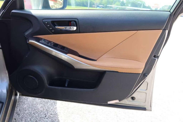 Used 2013 AT lexus is null Image[38]