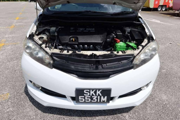 Used 2013 AT toyota wish null Image[18]