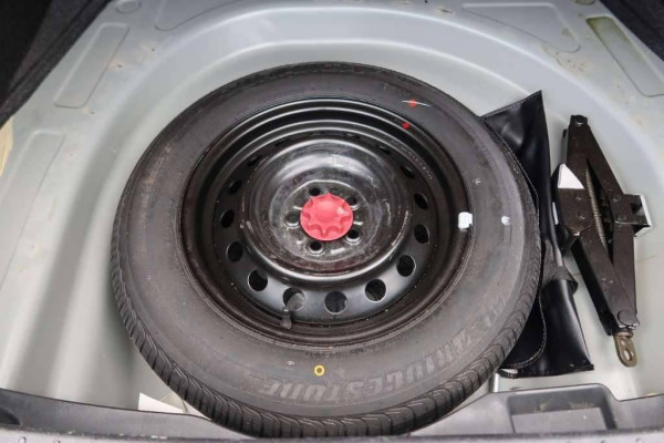 Used 2013 AT toyota corolla-altis null Image[10]