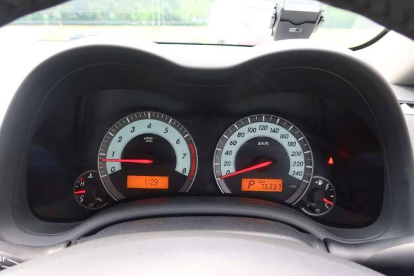 Used 2013 AT toyota corolla-altis null Image[31]