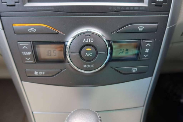 Used 2013 AT toyota corolla-altis null Image[35]