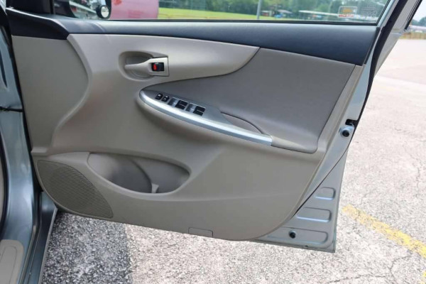 Used 2013 AT toyota corolla-altis null Image[38]