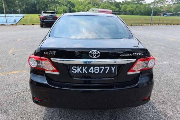 Used 2013 AT toyota corolla-altis null Image[5]