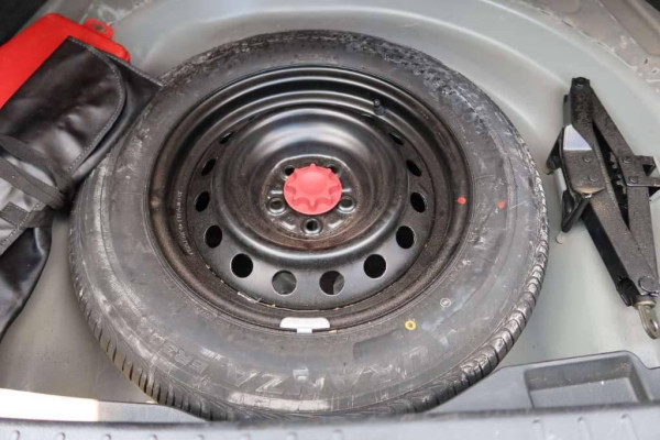 Used 2013 AT toyota corolla-altis null Image[9]
