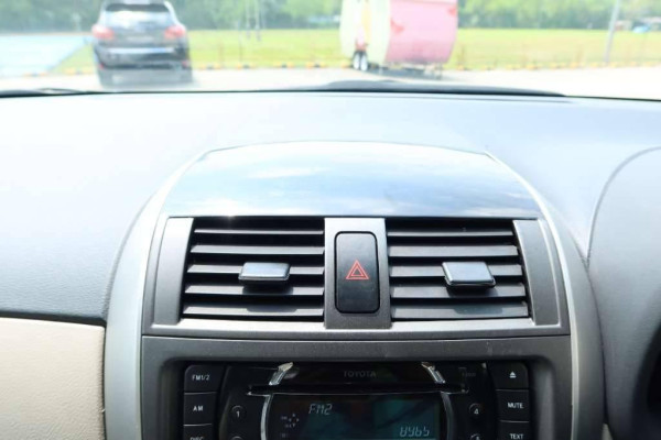 Used 2013 AT toyota corolla-altis null Image[30]