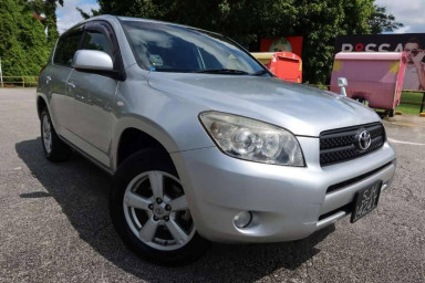 Toyota RAV4 null