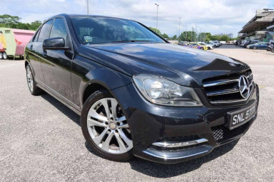 Mercedes Benz C-Class null