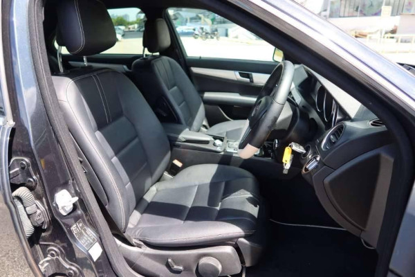 Used 2013 AT mercedes-benz c-class null Image[19]