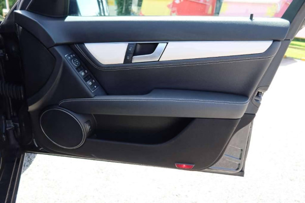 Used 2013 AT mercedes-benz c-class null Image[24]