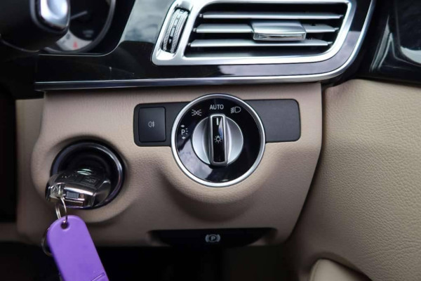 Used 2013 AT mercedes-benz e-class null Image[19]