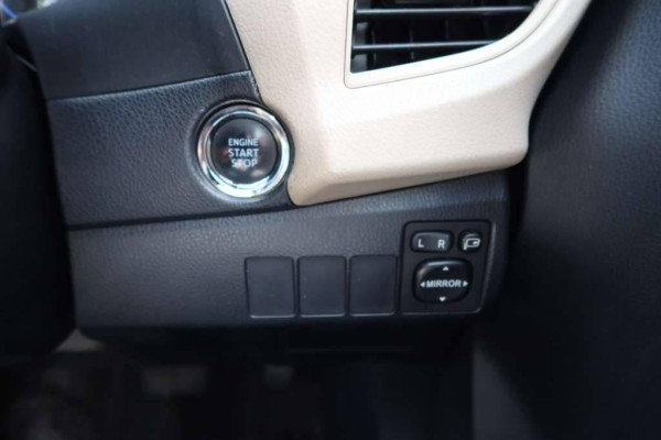 Used 2014 AT toyota corolla-altis null Image[17]