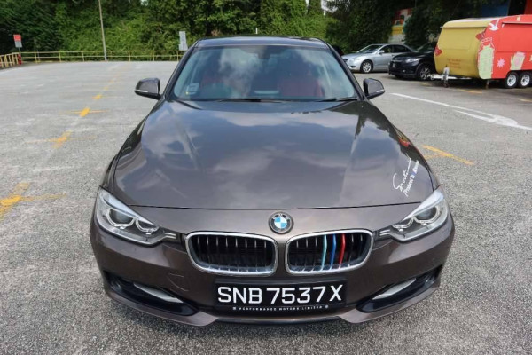 Used 2013 AT bmw 3-series null Image[1]