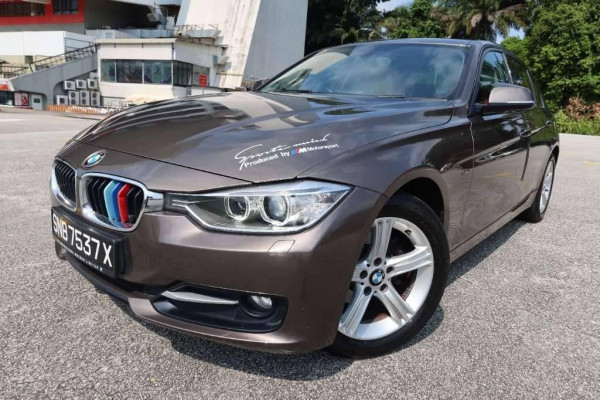 Used 2013 AT bmw 3-series null Image[2]