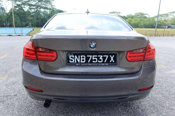 Used 2013 AT bmw 3-series null Image[5]