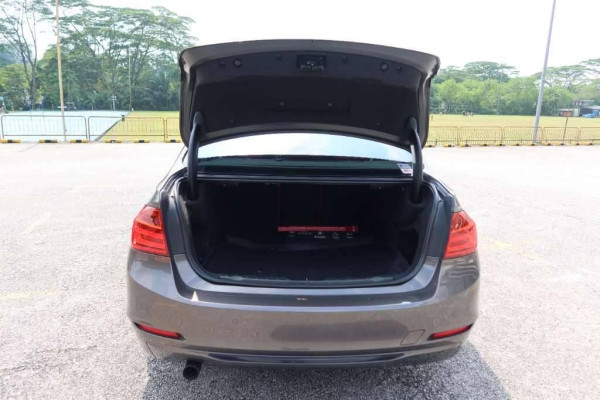 Used 2013 AT bmw 3-series null Image[8]