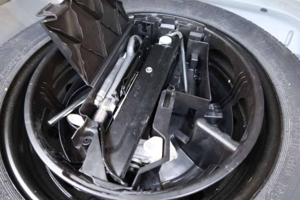 Used 2013 AT mercedes-benz e-class null Image[9]