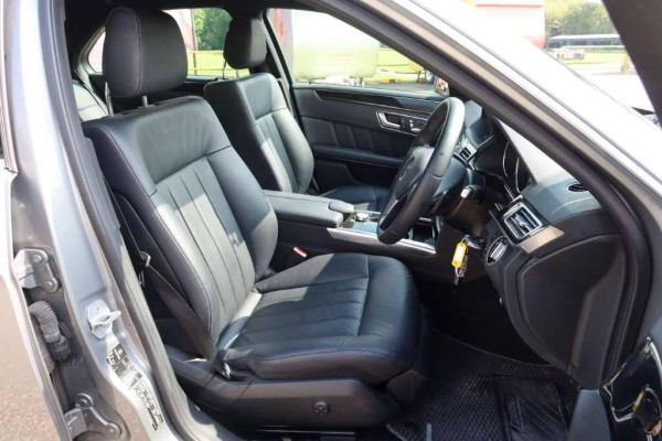 Used 2013 AT mercedes-benz e-class null Image[18]