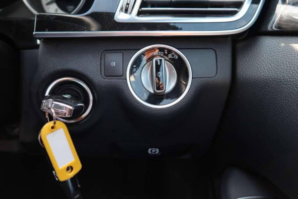 Used 2013 AT mercedes-benz e-class null Image[24]