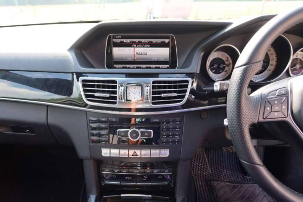 Used 2013 AT mercedes-benz e-class null Image[25]