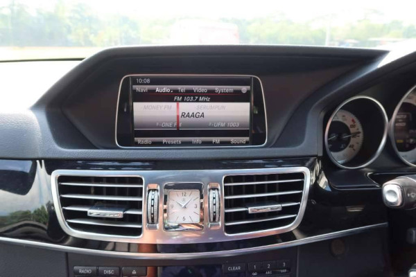 Used 2013 AT mercedes-benz e-class null Image[26]
