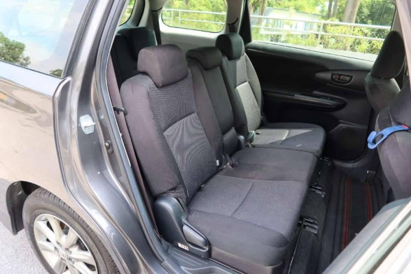 Used 2013 AT toyota wish null Image[21]