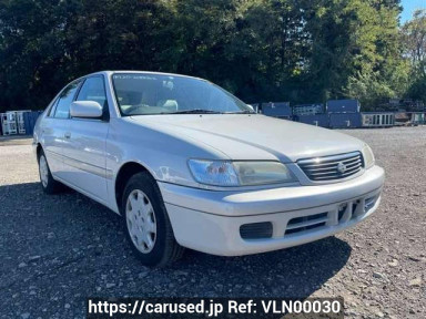 Toyota Corona Premio AT211