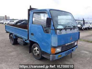 Mitsubishi Canter FE305B