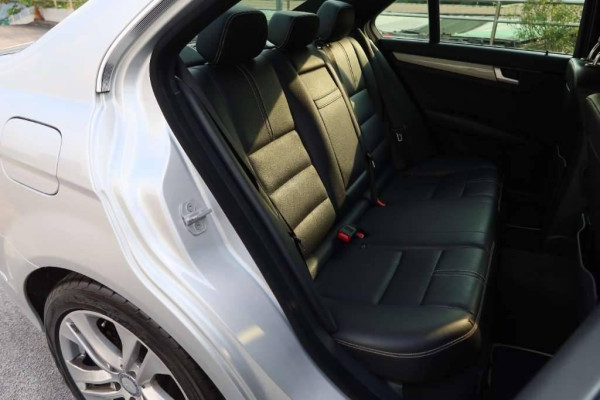 Used 2014 AT mercedes-benz c-class null Image[21]