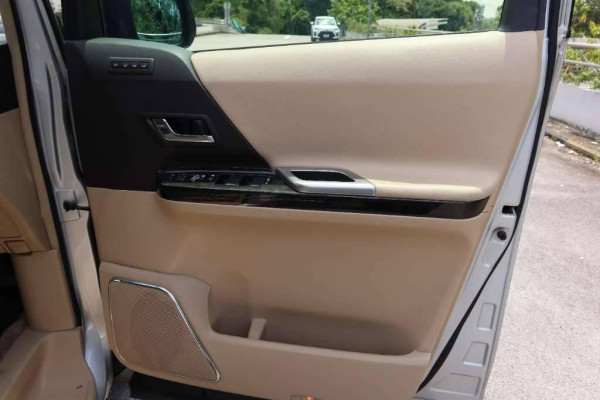 Used 2013 AT toyota alphard null Image[36]