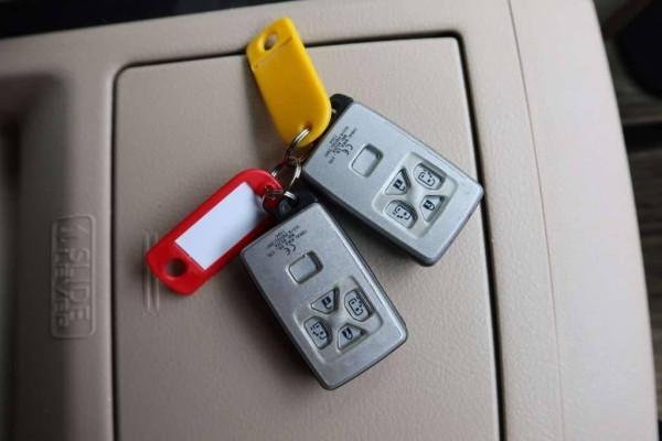 Used 2013 AT toyota alphard null Image[37]