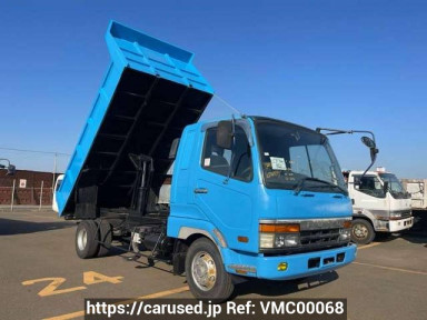 Mitsubishi Fuso Fighter FK617G