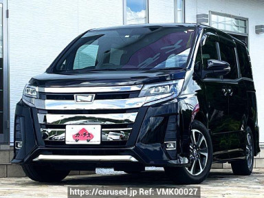 Toyota Noah DBA-ZRR80W