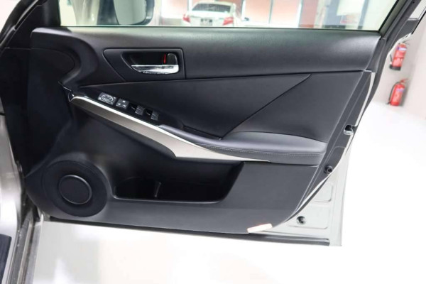 Used 2013 AT lexus is null Image[16]