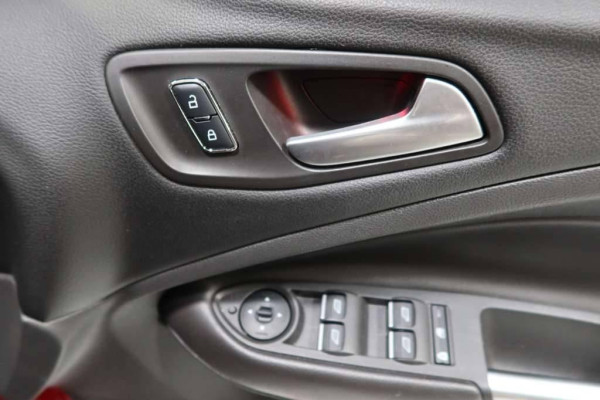 Used 2015 AT ford kuga null Image[33]