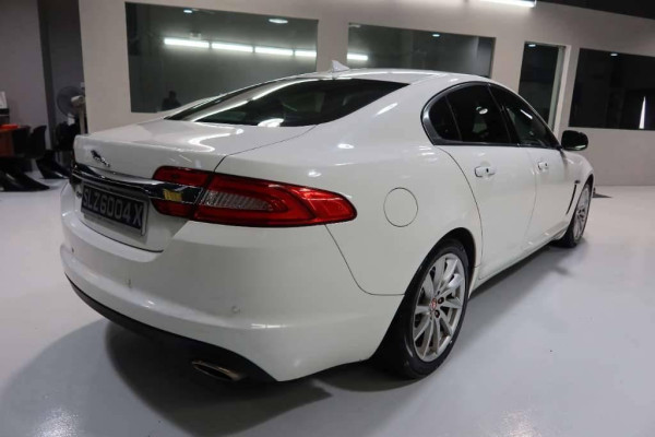 Used 2014 AT jaguar xf null Image[6]
