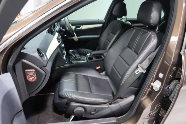 Used 2014 AT mercedes-benz c-class null Image[15]