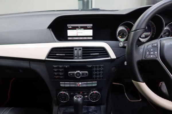 Used 2014 AT mercedes-benz c-class null Image[19]