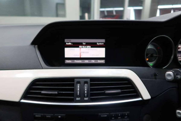 Used 2014 AT mercedes-benz c-class null Image[22]