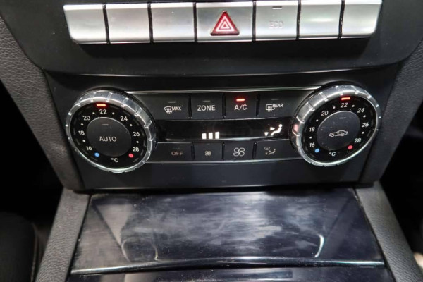 Used 2014 AT mercedes-benz c-class null Image[25]