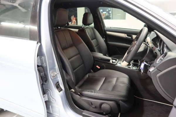 Used 2014 AT mercedes-benz c-class null Image[13]