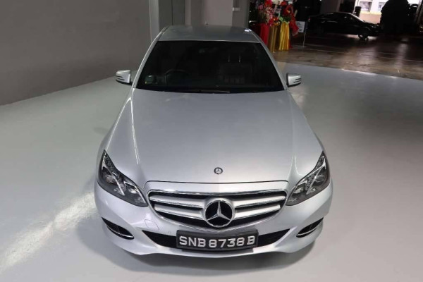 Used 2013 AT mercedes-benz e-class null Image[1]