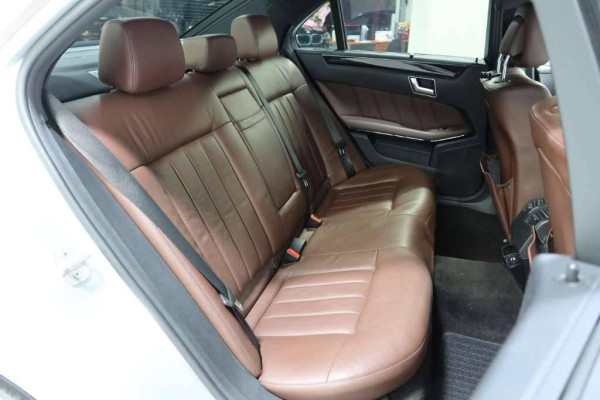 Used 2013 AT mercedes-benz e-class null Image[15]
