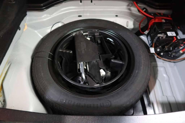 Used 2013 AT mercedes-benz e-class null Image[26]