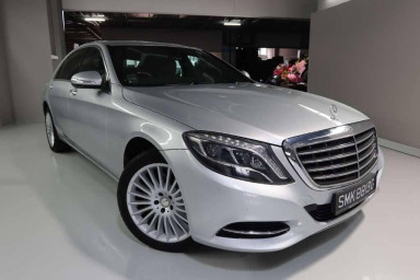 Mercedes Benz S-Class null