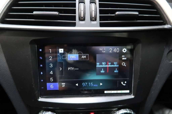 Used 2014 AT mercedes-benz c-class null Image[18]