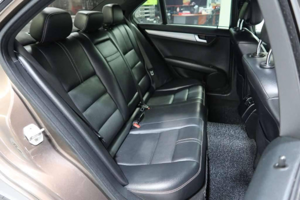Used 2014 AT mercedes-benz c-class null Image[14]