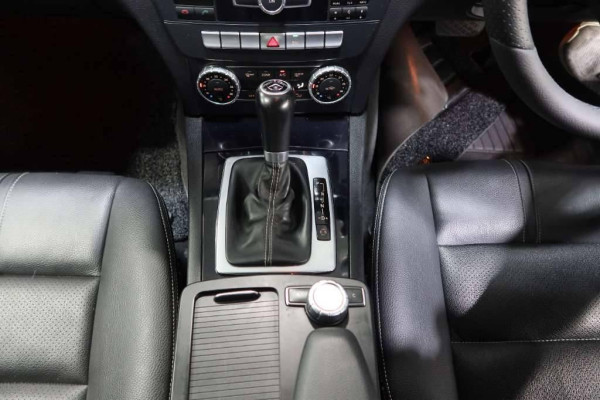 Used 2014 AT mercedes-benz c-class null Image[25]