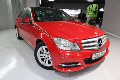 Mercedes Benz C-Class null