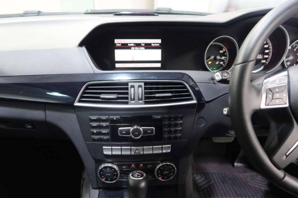 Used 2014 AT mercedes-benz c-class null Image[17]